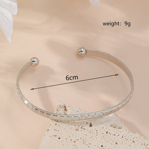Metal Twist Geometric Knot Winding Hollow Open-end High-grade Light Luxury Personality Fashion Ladies' Bracelet